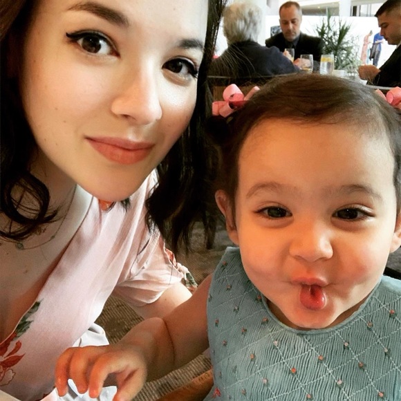 Meet your Posher, Janet - Picture 1 of 3